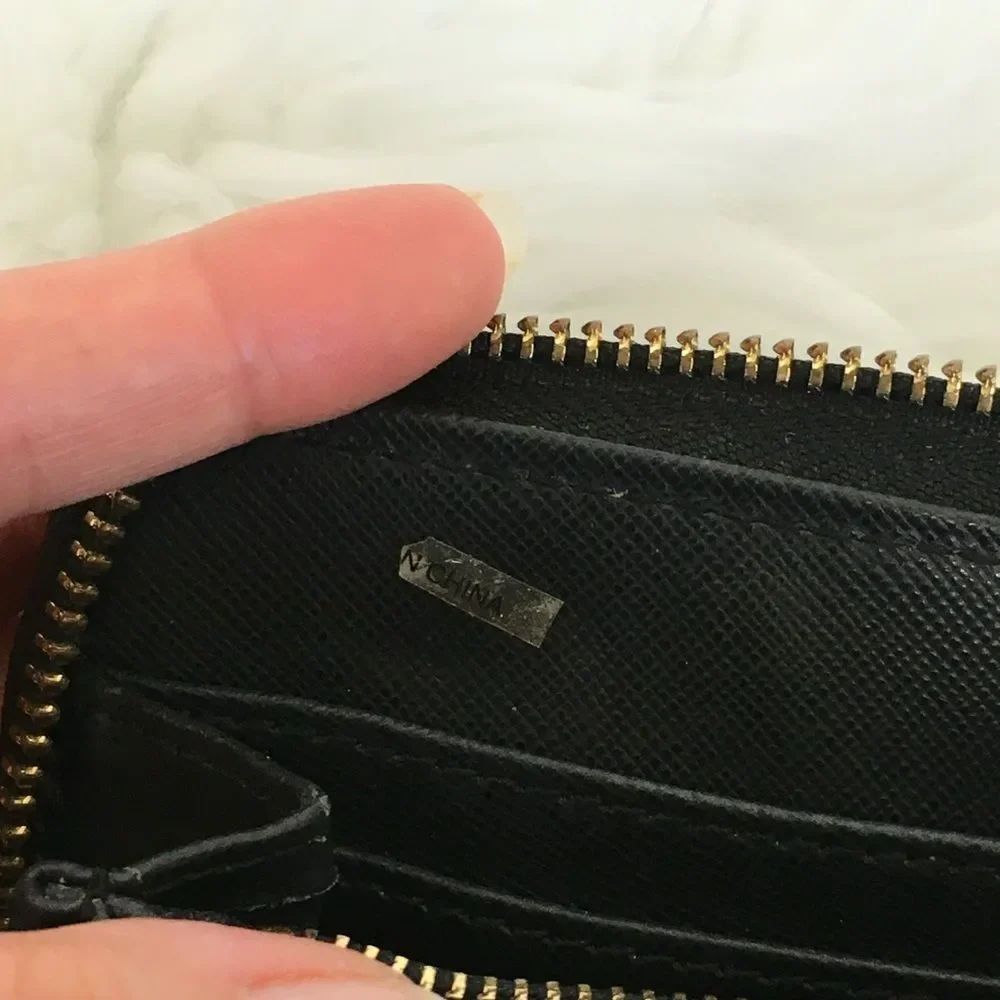 Tory Burch Black Leather Continental Zip Wallet - Picture 14 of 16